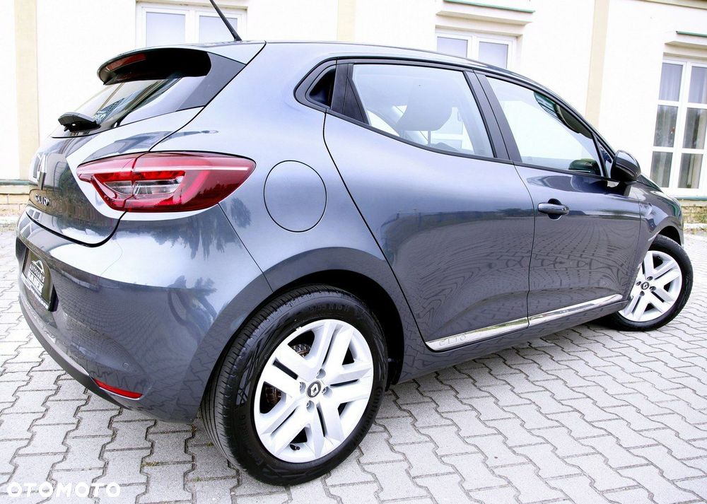 Renault Clio - 25