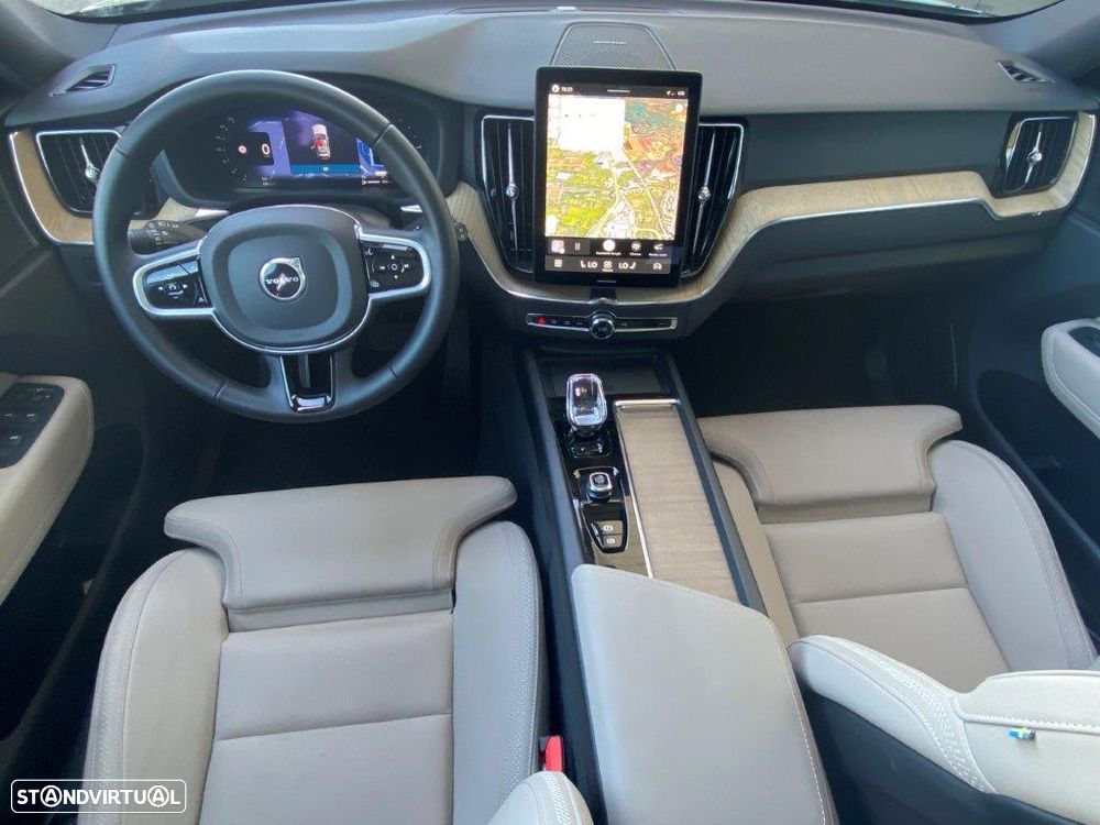 Volvo XC 60 2.0 T6 PHEV Plus Bright - 9