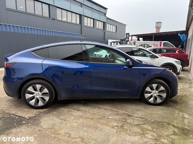 Tesla Y Long Range Dual Motor AWD - 3