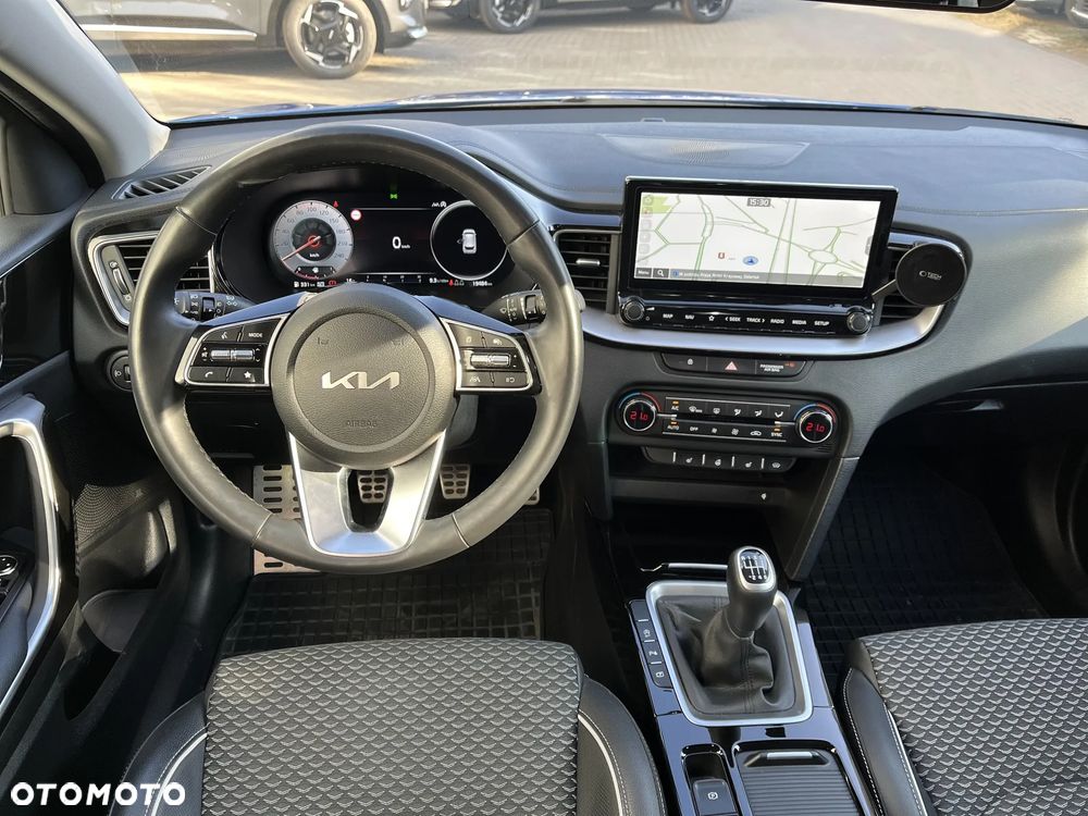 Kia Ceed 1.5 T-GDI L - 13