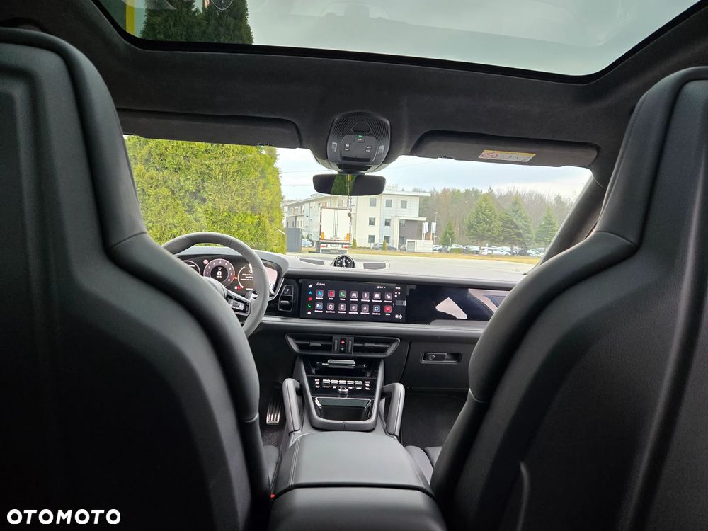 Porsche Cayenne Coupe GTS - 9