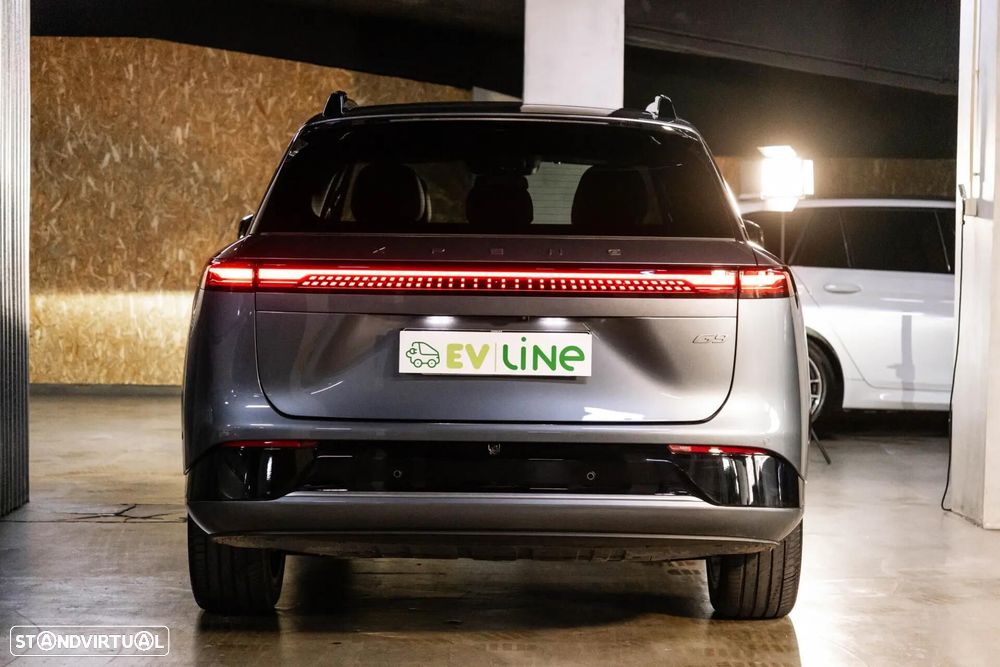 Xpeng G9 93.1 kWh Long Range+Premium Seat & Audio Pack - 7