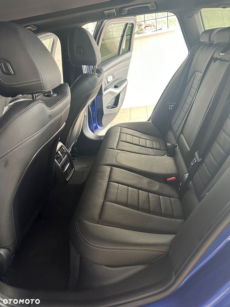 BMW Seria 3 M340i xDrive mHEV sport - 21