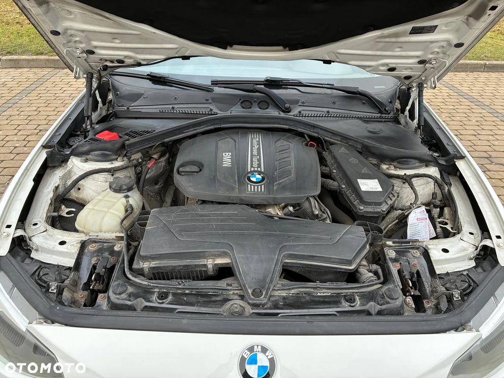 BMW Seria 1 114d - 15