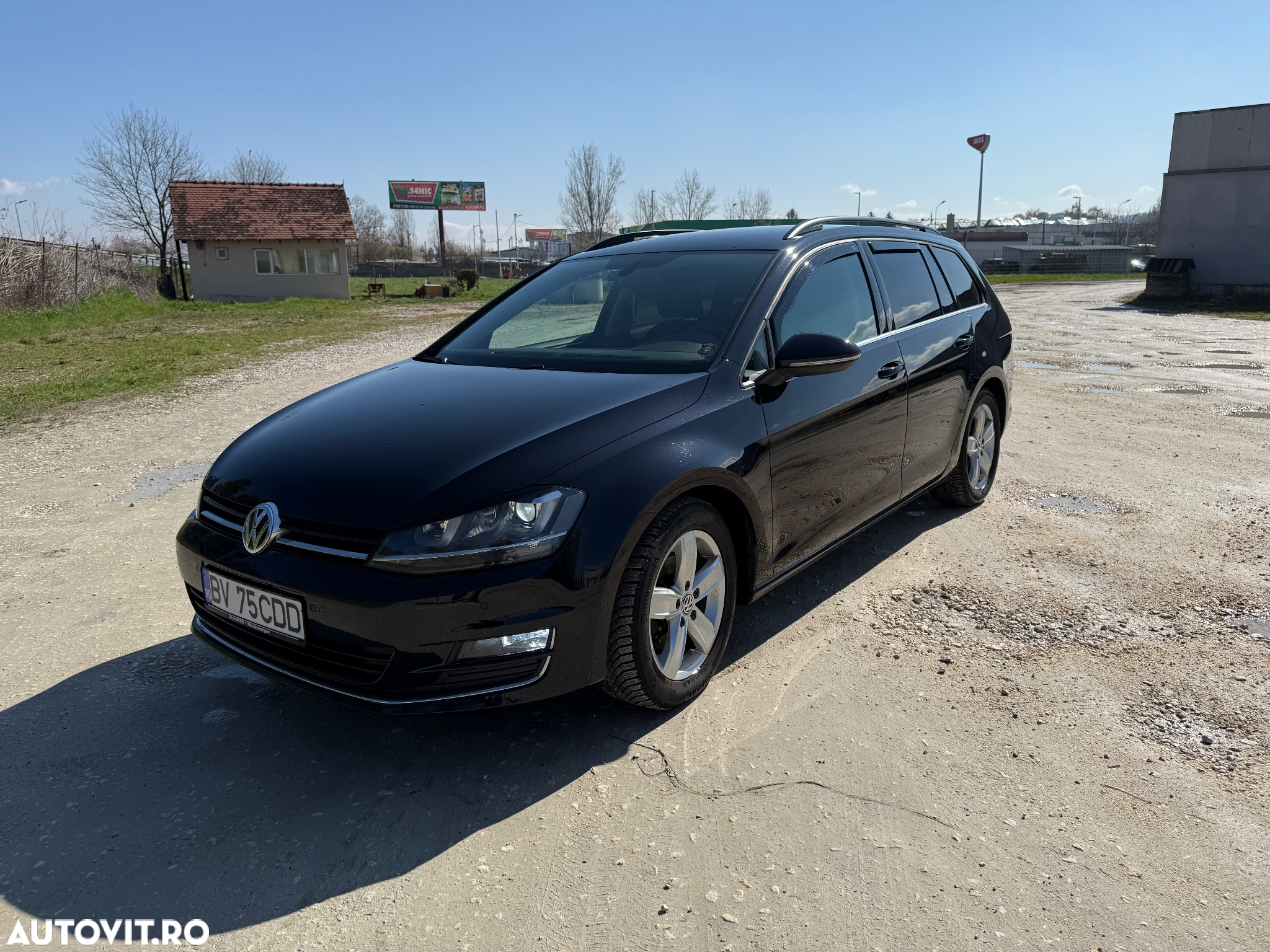 Volkswagen Golf 2.0 TDI (BlueMotion Technology) Highline - 9