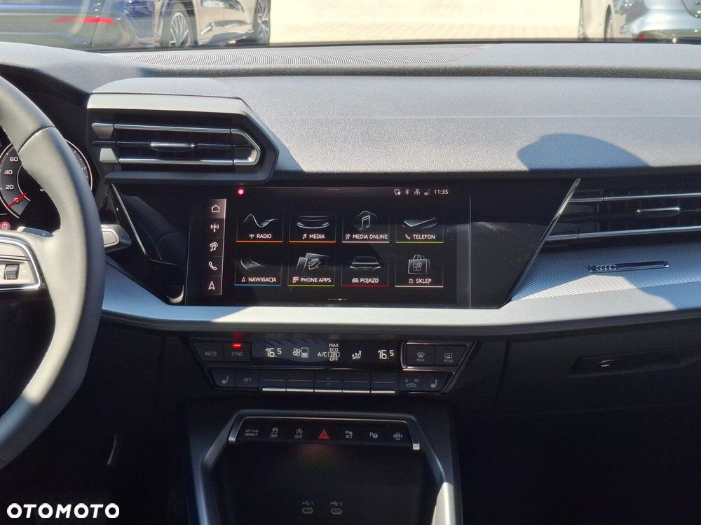 Audi A3 Sportback - 16