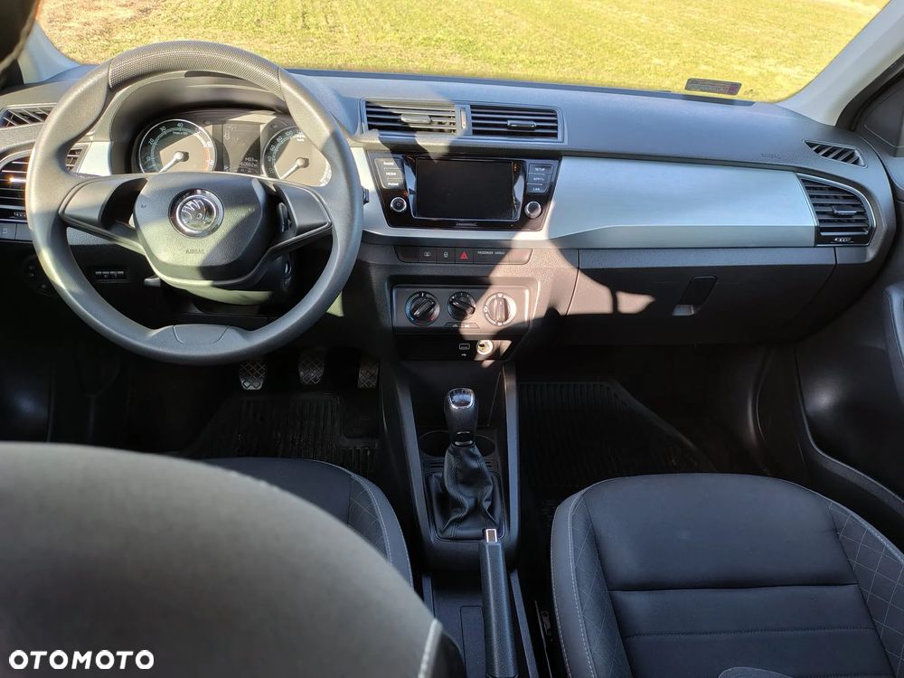 Skoda Fabia 1.0 TSI Essence - 7