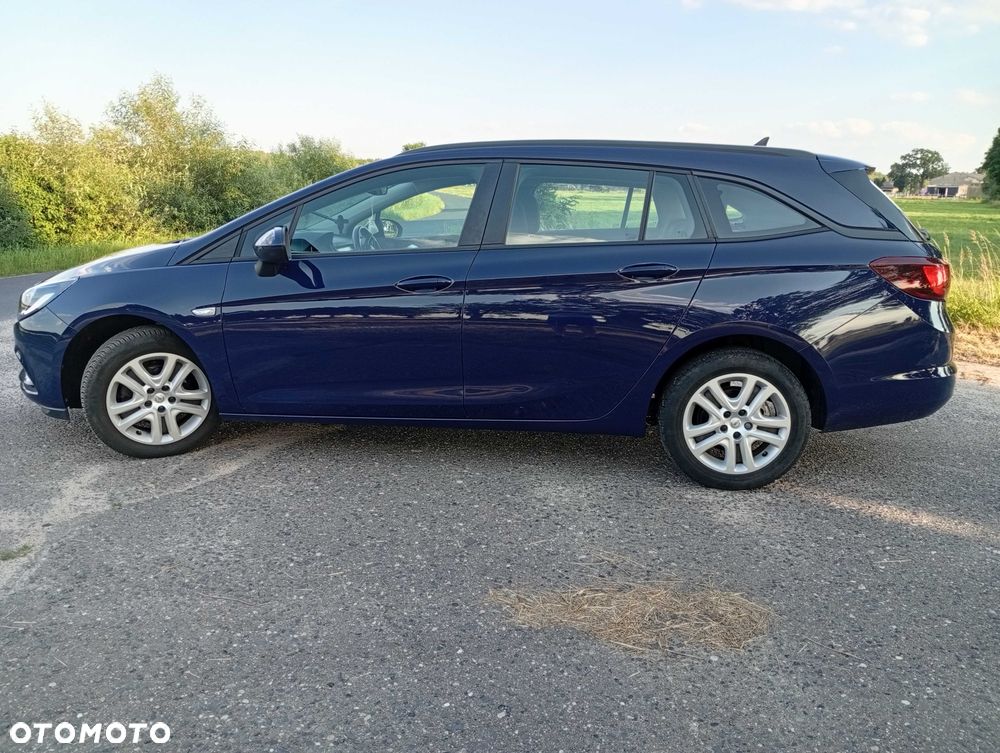 Opel Astra - 2