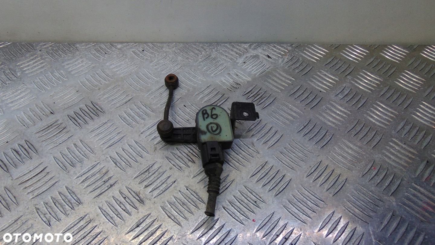 TOURAN CZUJNIK POZIOMOWANIA XENON PRZÓD 1T0907503 - 1