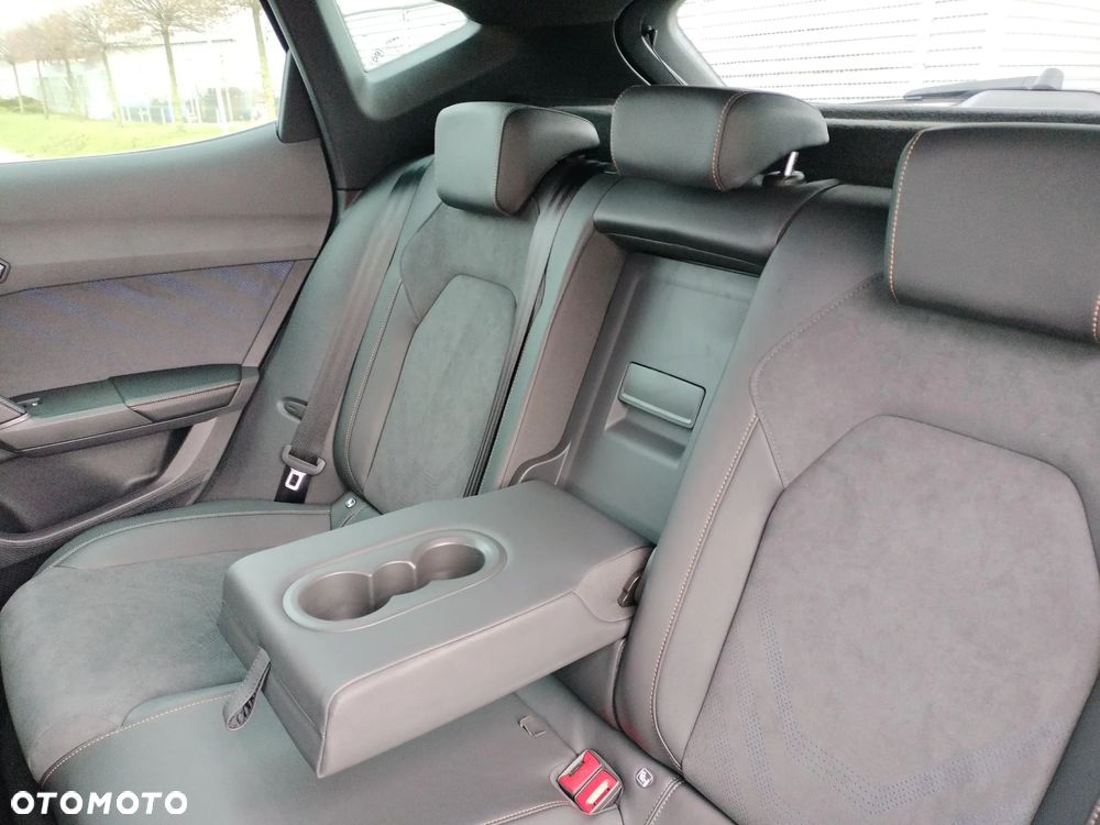 Cupra Formentor 1.5 eTSI mHEV DSG - 16