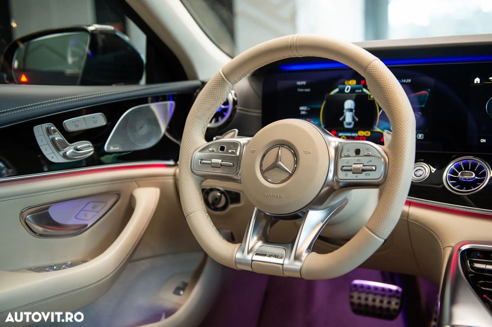 Mercedes-Benz AMG GT - 31