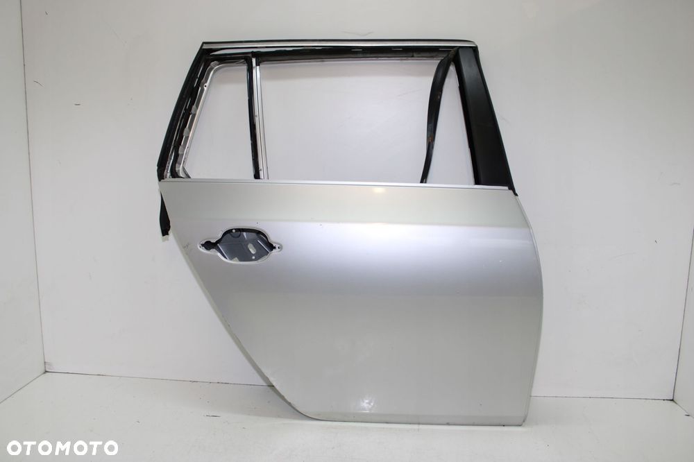BMW E61 Drzwi PRAWE TYŁ TYLNE LIFT LCI TITANSILBER - 1