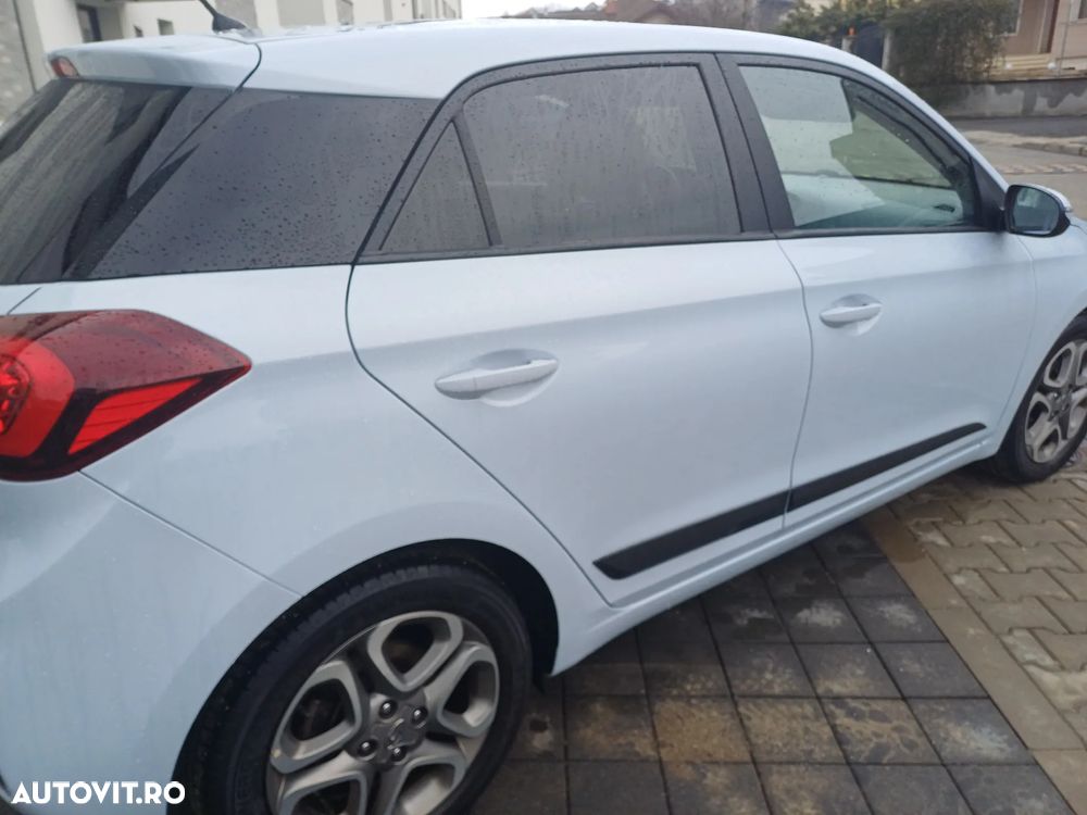 Hyundai i20 1.0 T-GDI 7DCT LED Line TwoTone - 13