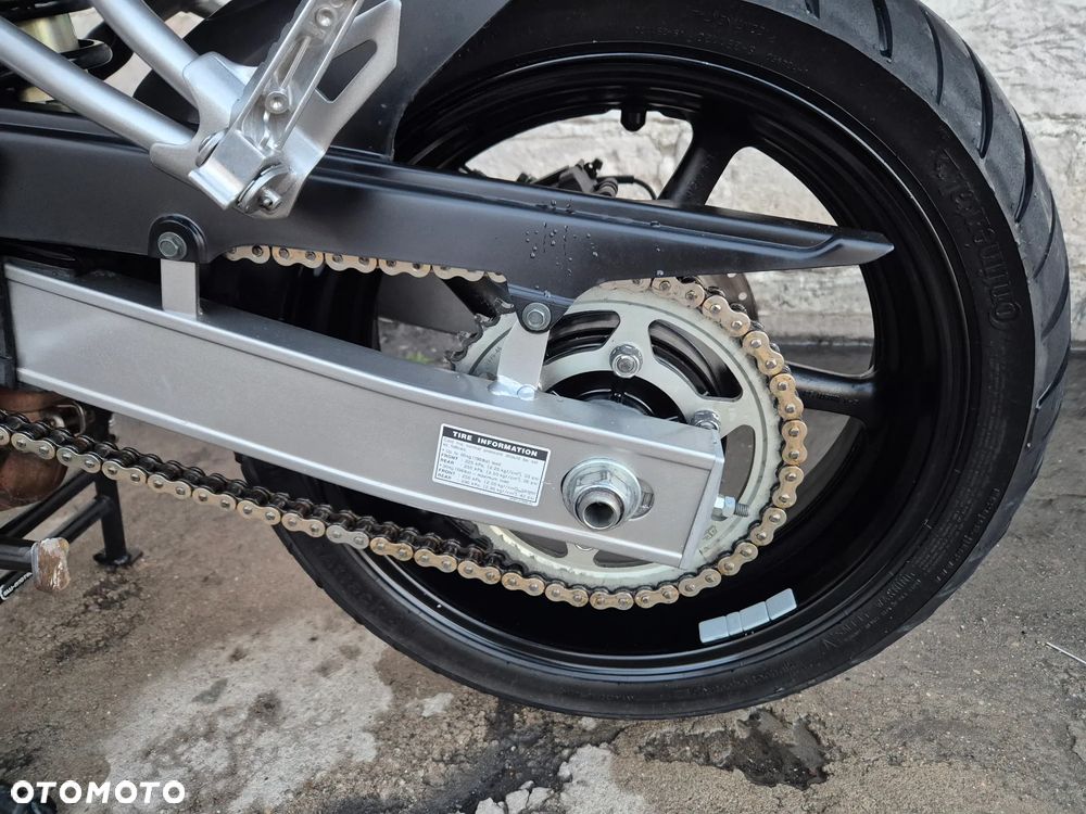 Yamaha FZ6 - 10