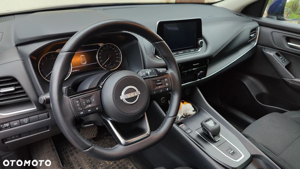 Nissan Qashqai 1.3 DIG-T MHEV Acenta Xtronic - 4