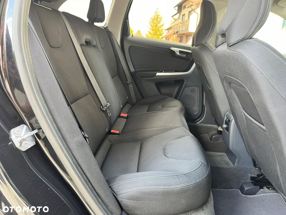 Volvo XC 60 D3 Geartronic Kinetic - 12