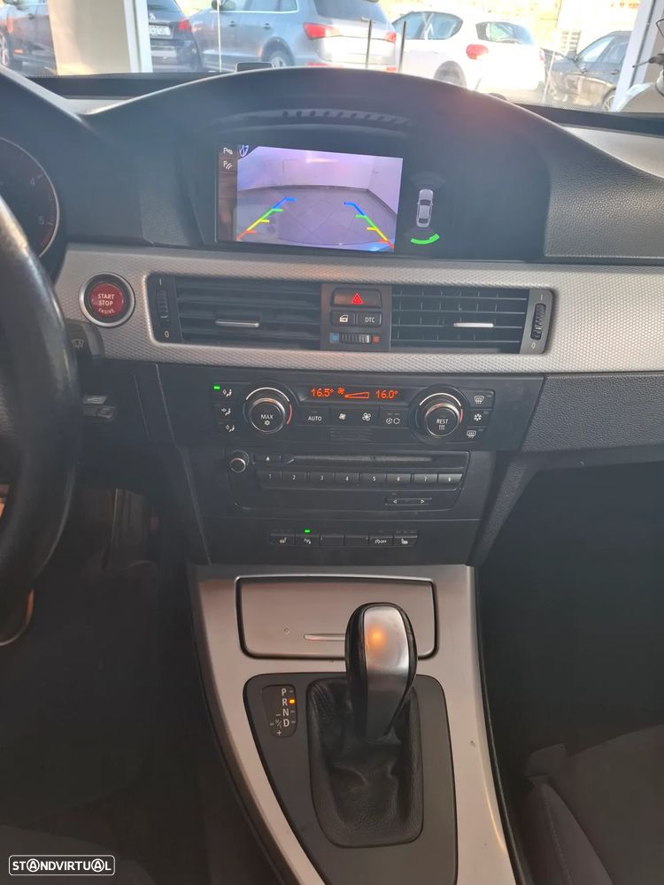 BMW 320 Gran Turismo - 12