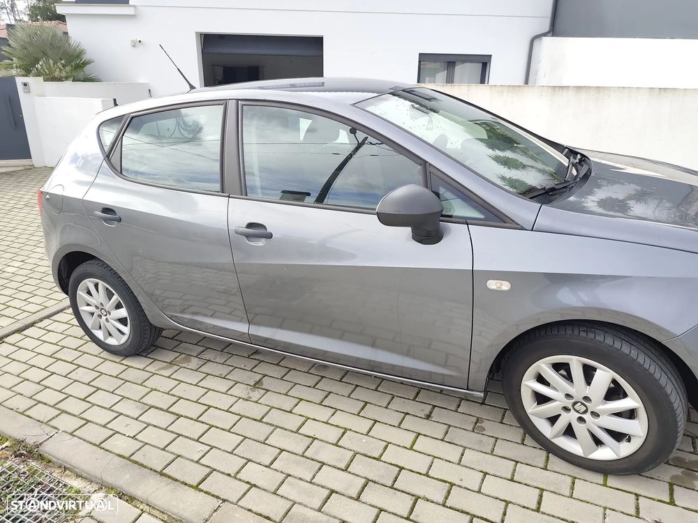 SEAT Ibiza - 4