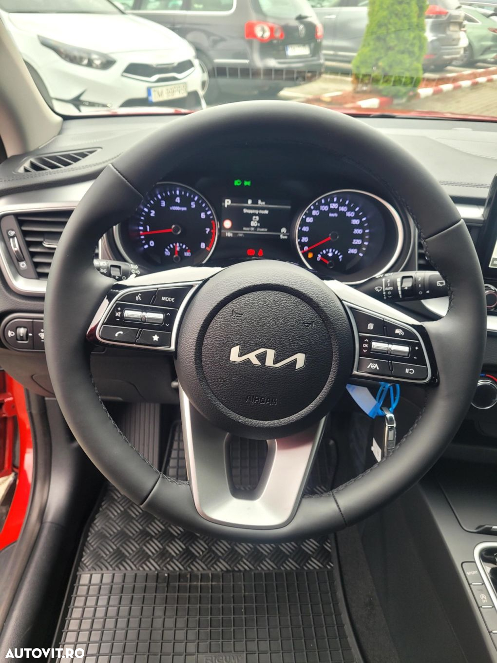 Kia XCeed - 28