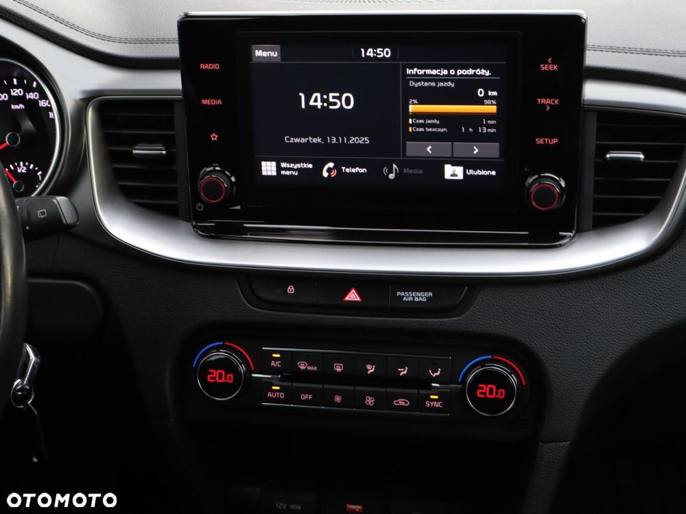 Kia Ceed 1.4 T-GDI M DCT - 12