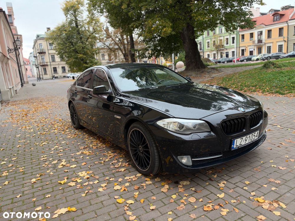 BMW Seria 5 2011 photo 4