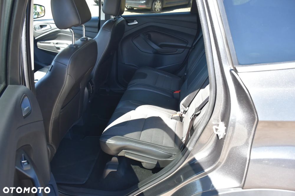 Ford Kuga 2.0 TDCi 4x4 Titanium - 14