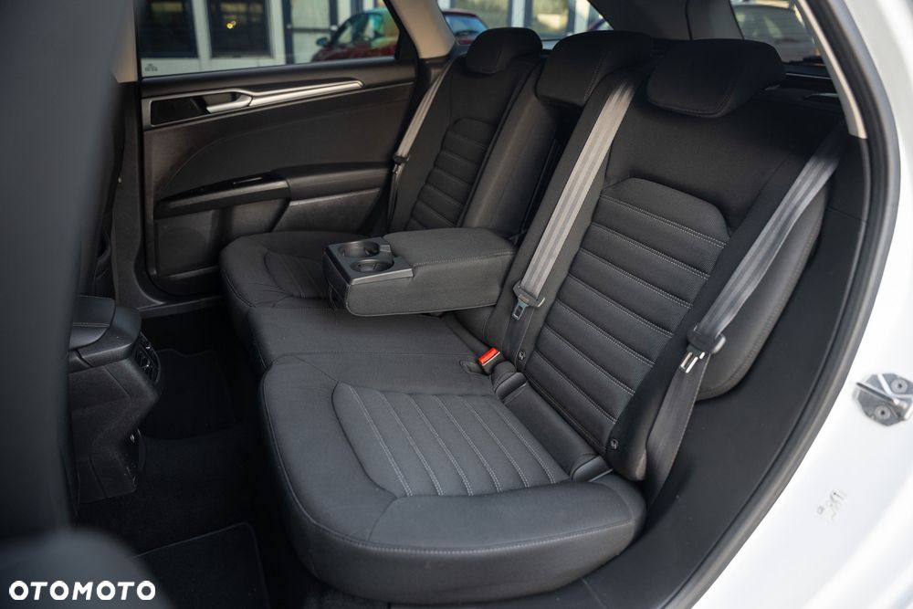 Ford Mondeo 2.0 TDCi Start-Stopp PowerShift-Aut Business Edition - 35