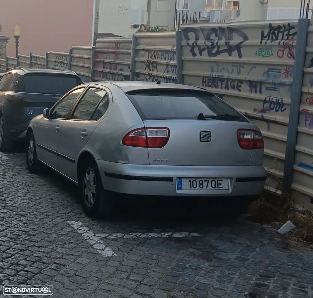 SEAT Leon 1.6 Signo - 5