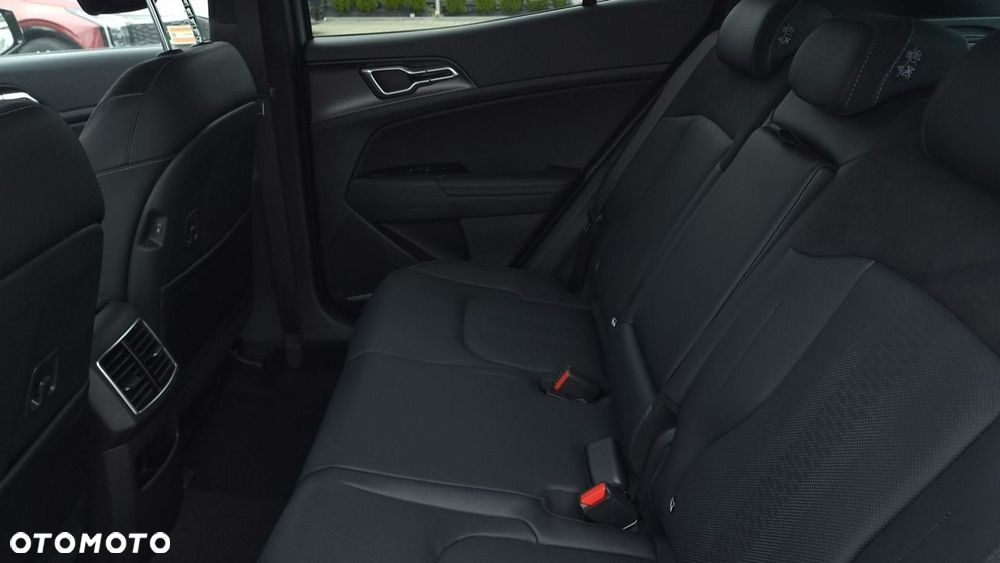 Kia Sportage 1.6 T-GDI Black Edition 2WD DCT - 24