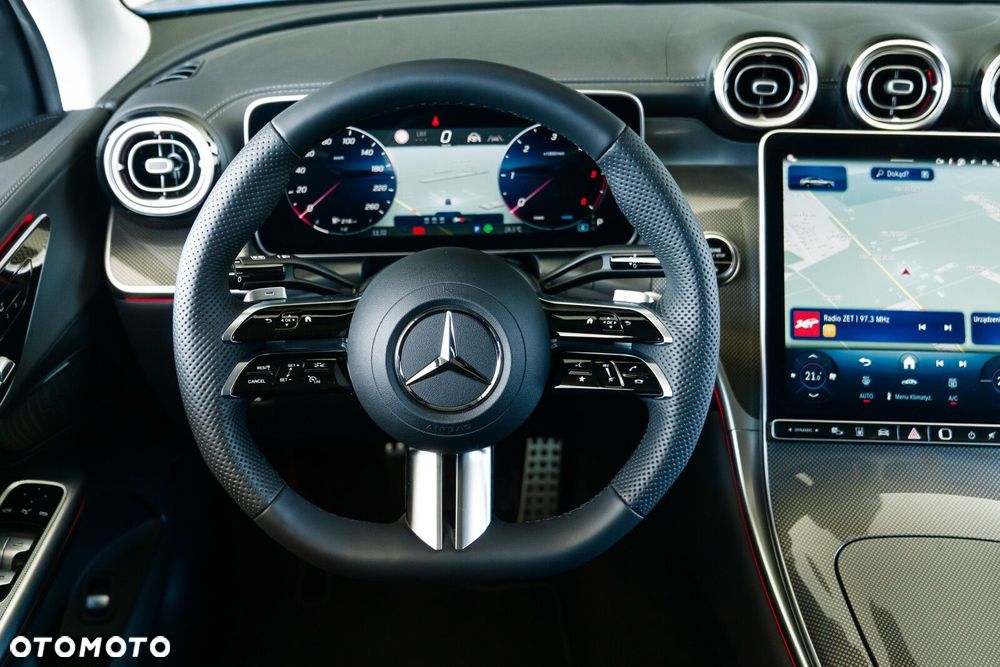 Mercedes-Benz GLC - 16
