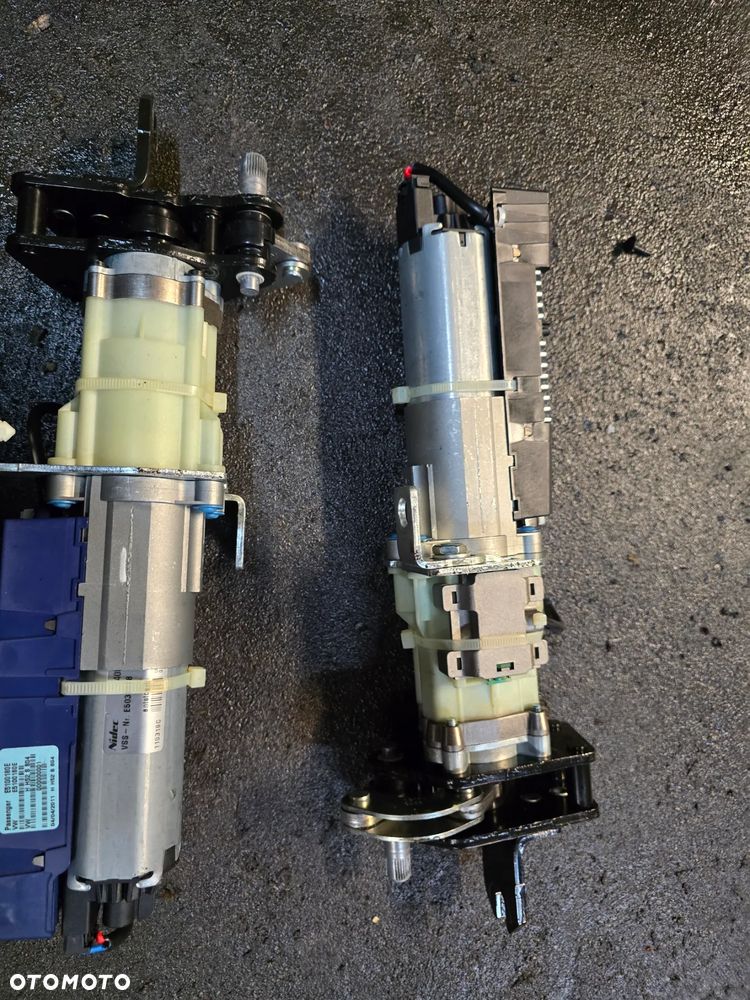 Silniki klapy bagażnika vw Passat B7 kombi - 3