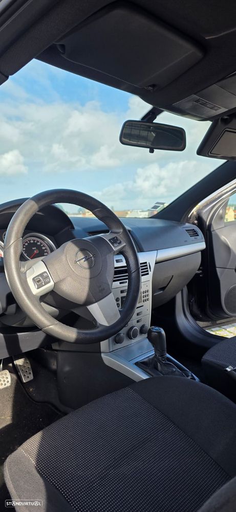 Opel Astra GTC 1.3 CDTI - 5