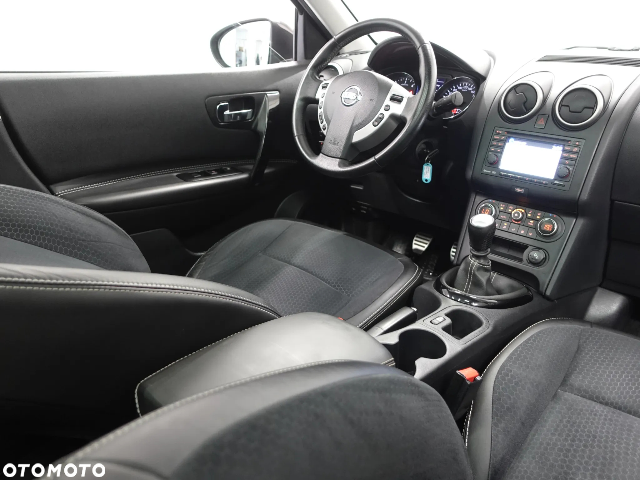 Nissan Qashqai 1.6 dCi I-Way - 29