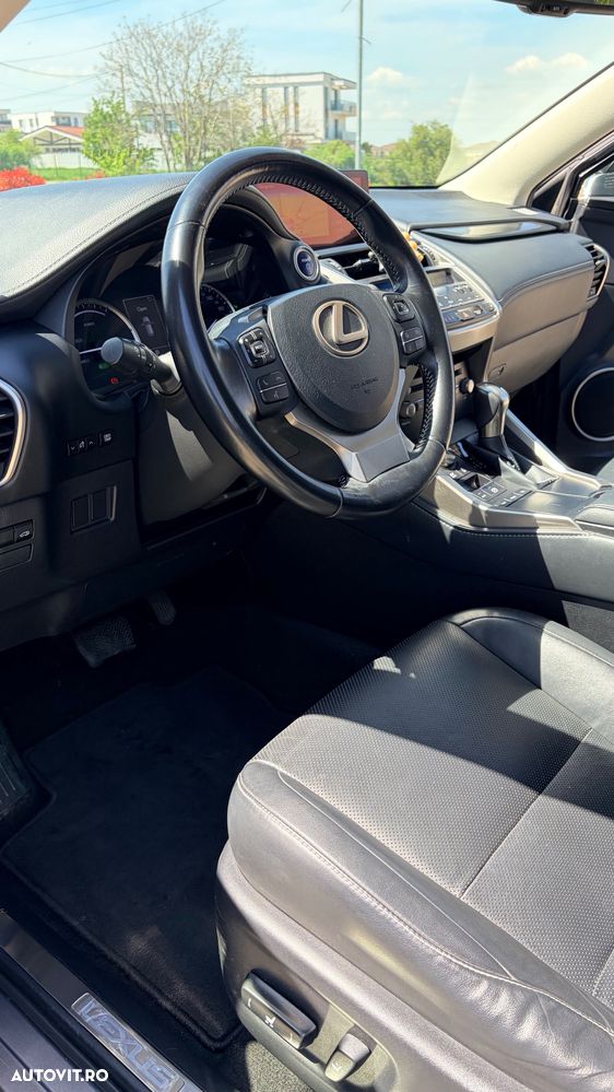 Lexus Seria NX 300h AWD Luxury - 10