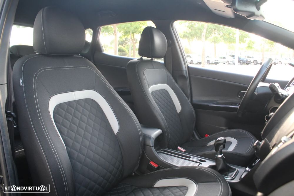 Kia Ceed 1.6 CRDi GT Line - 58