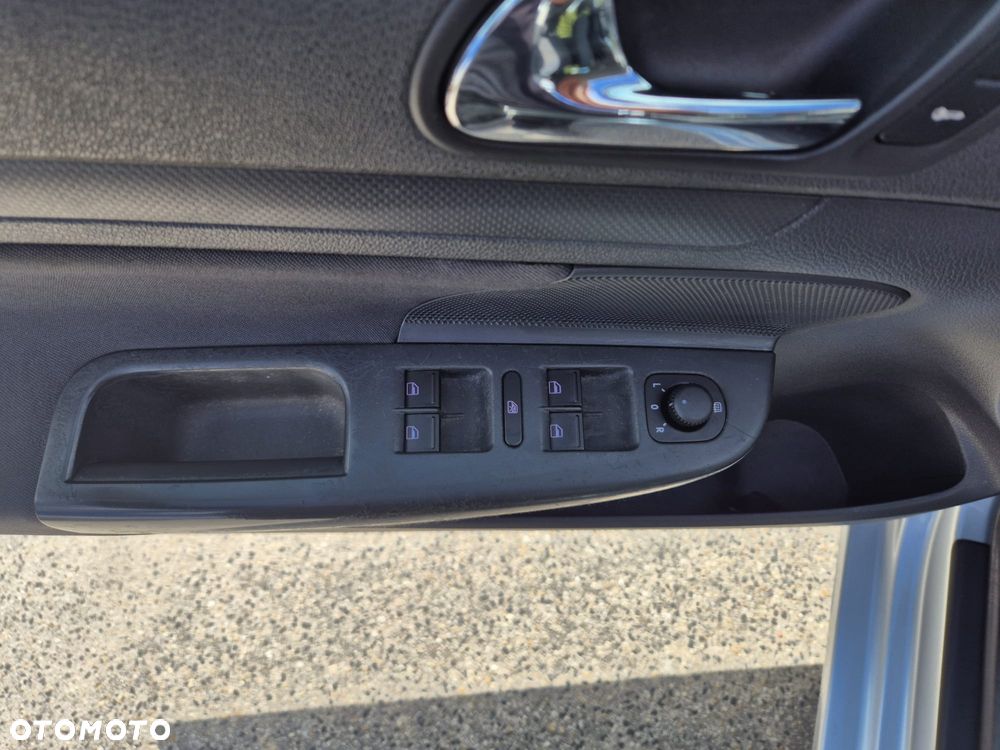 Volkswagen Golf 1.4 Comfortline - 23