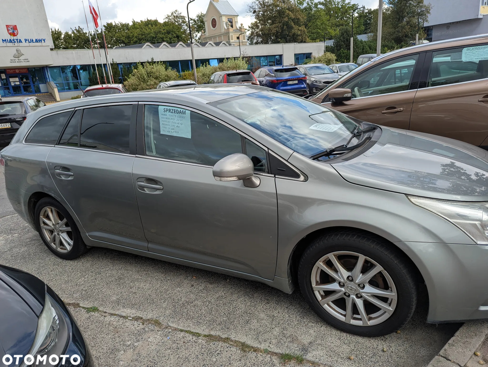 Toyota Avensis - 10