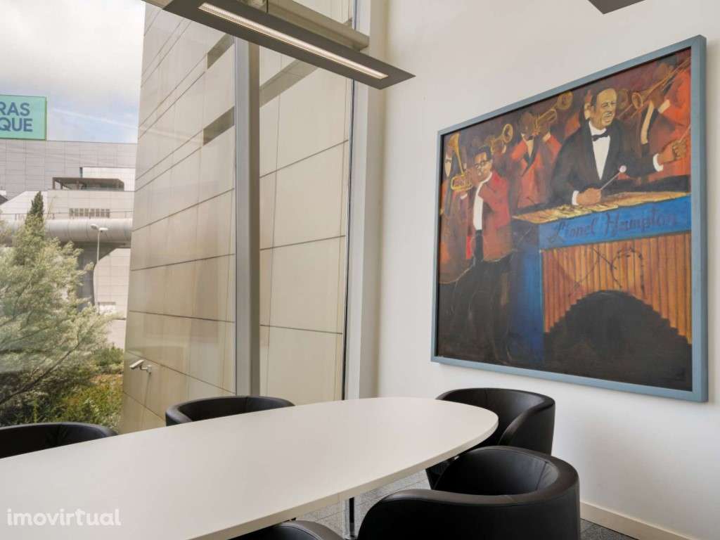 Edifício de escritórios com garagem em Oeiras - Grande imagem: 5/60