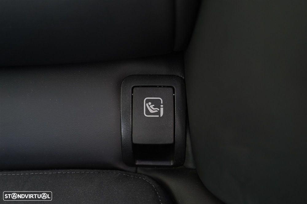 Mercedes-Benz C 300 d AMG Line - 16