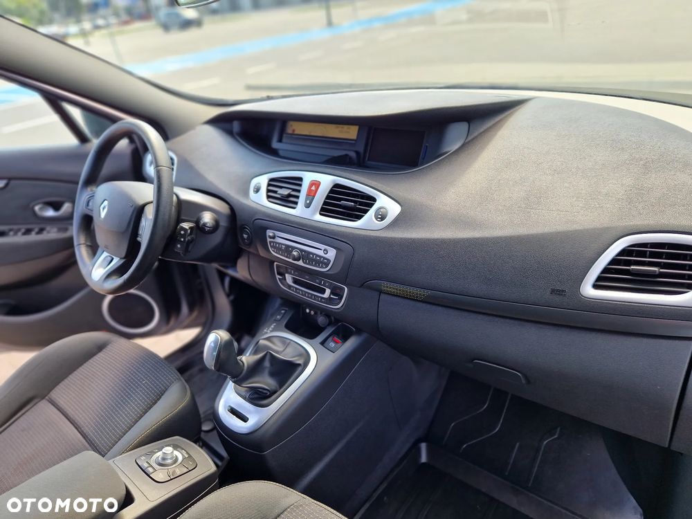 Renault Scenic 2.0 16V Tech Run - 17