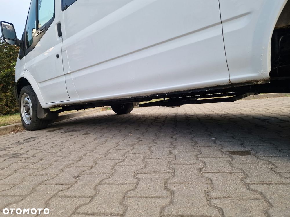 Ford Transit - 32
