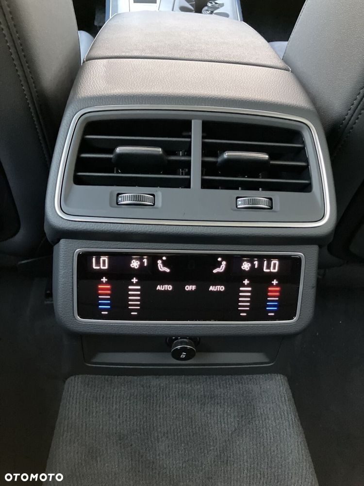 Audi A6 Avant - 16
