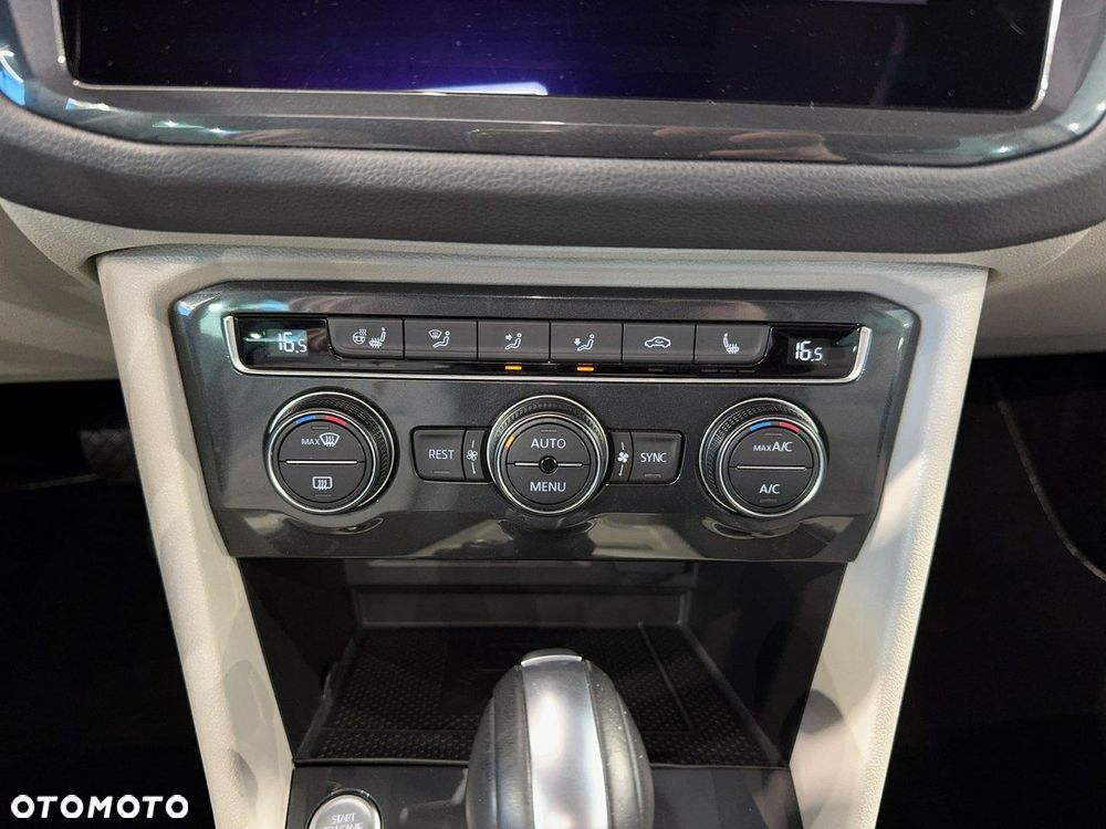 Volkswagen Tiguan - 35