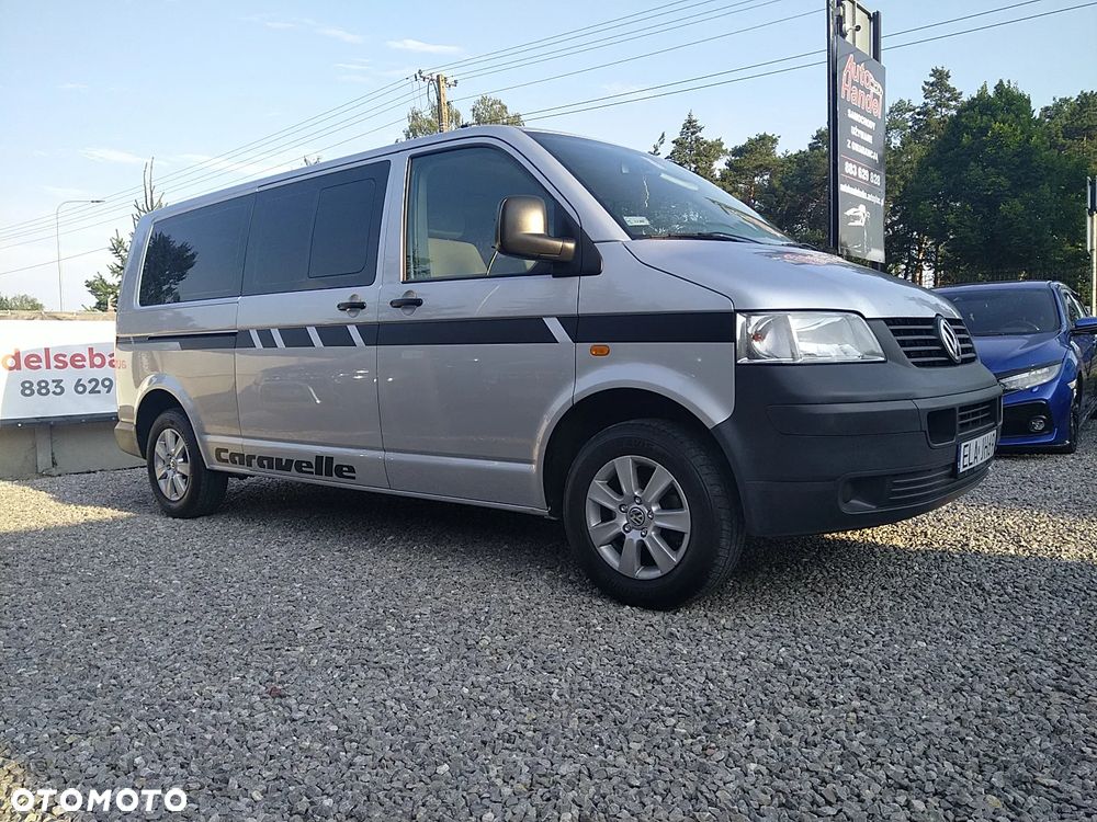 Volkswagen Caravelle - 9