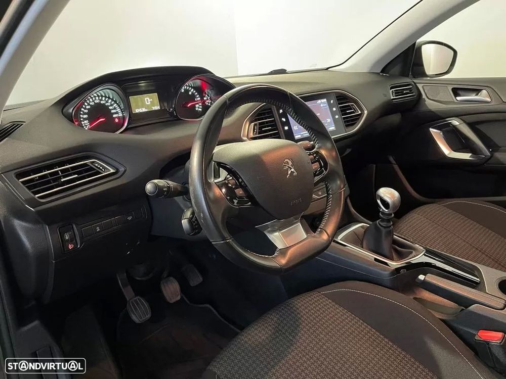 Peugeot 308 SW 1.5 BlueHDi Active - 11