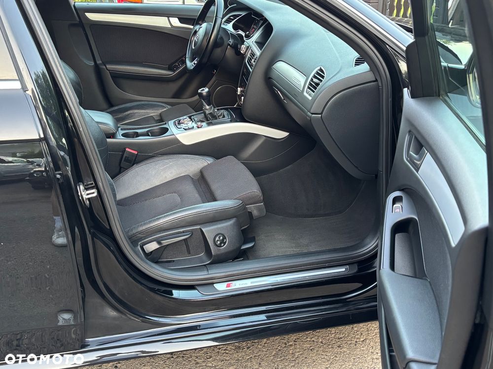 Audi A4 Avant 2.0 TDI quattro sport - 28