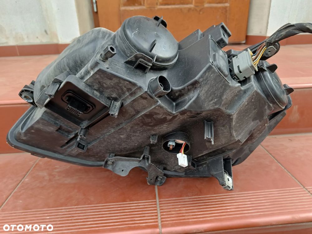 MERCEDES GLK X204 08-12 Lampa Lewa Prawa Przód Przednia Xenon Skrętny Europa - 21