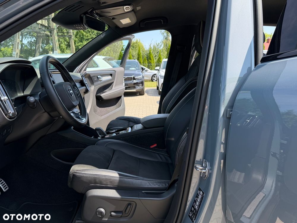 Volvo XC 40 B4 B Geartronic RDesign - 26