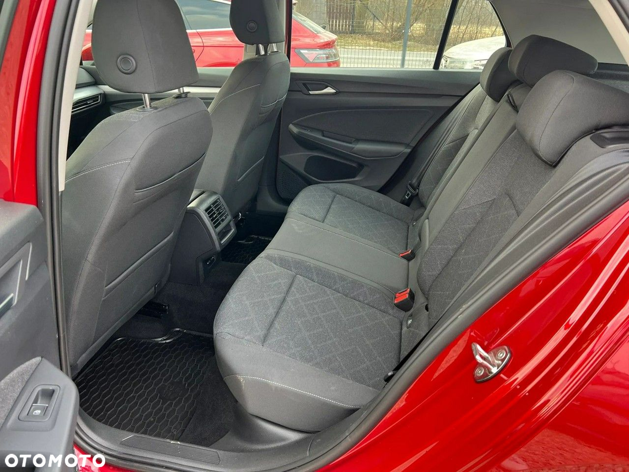 Volkswagen Golf VIII 1.0 TSI Life - 6