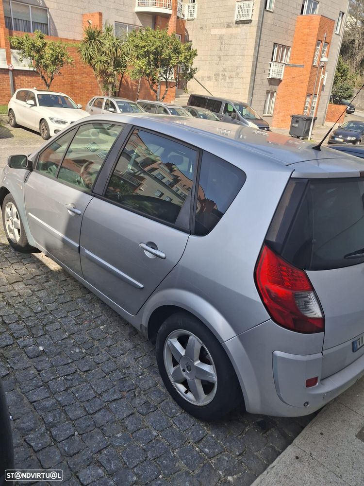 Renault Scénic 1.5 dCi SE Exclusive - 2